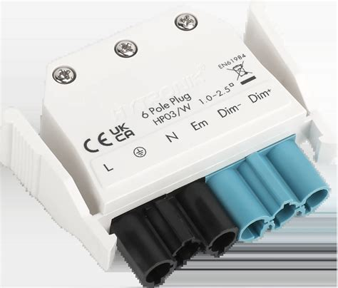 6 Pole Plug Connector